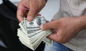 Курс доллара на Московской бирже на 10.10 мск вырос до 35,17 руб.