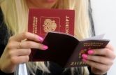 Совет федерации одобрил поправки в закон "О гражданстве РФ", упрощающие процесс его получения для русскоязычных соотечественников