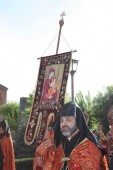 Священники в Первопрестольном Святом Эчмиадзине начали церемонию канонизации мучеников Геноцида армян