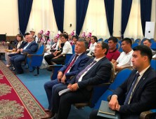 В Узбекистане отметили юбилей обретения кыргызским языком статуса государственного