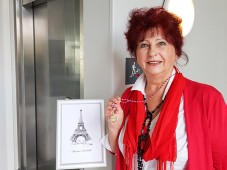 Российская писательница участвовала в международном фестивале в Париже