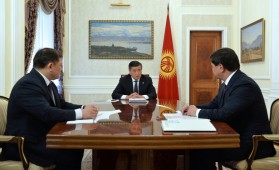 Президент Кыргызстана встретился с руководителем парламента