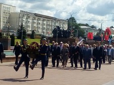 Состоялось возложение цветов к памятнику Победы в Витебске представителями СГ