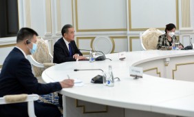 Президент Кыргызстана встретился с главой МИД Китая