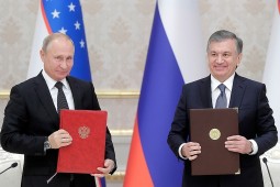 Владимир Путин провел телефонный разговор с узбекским коллегой