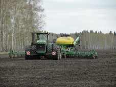 Яровой сев в Белоруссии осуществлен более чем на 70% площадей