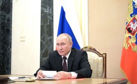 Владимир Путин провел совещание с членами Совета Безопасности