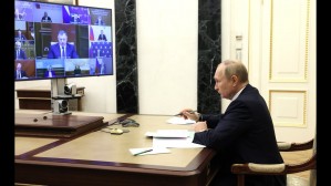 Владимир Путин провел совещание с членами Правительства