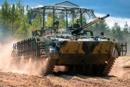 Холдинг «Высокоточные комплексы» в преддверии Дня Победы поставил в войска новую партию БМП-3